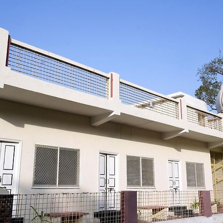 Vrindāvan Shree Krishna Bhakti Ashram酒店 外观 照片